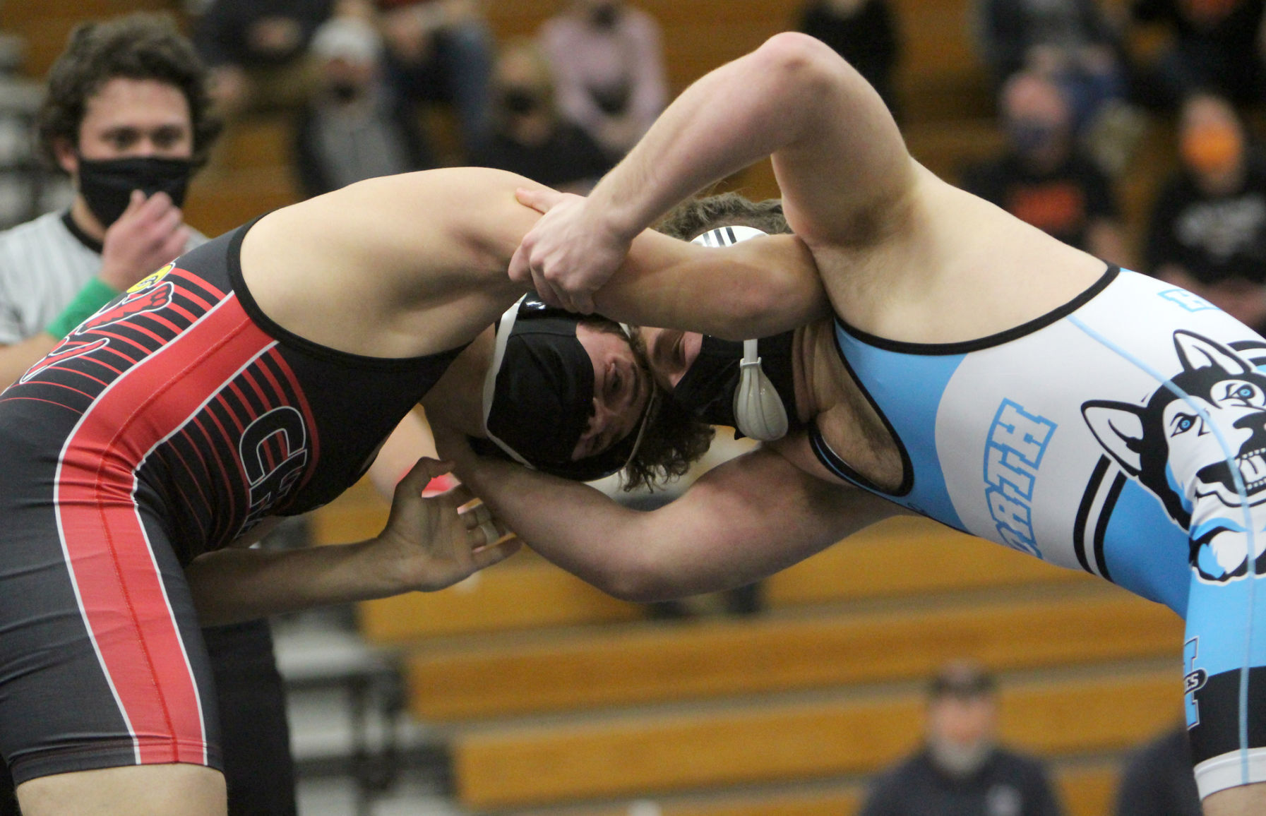 Division 1 prep wrestling sectionals at Eau Claire North 1-30-21